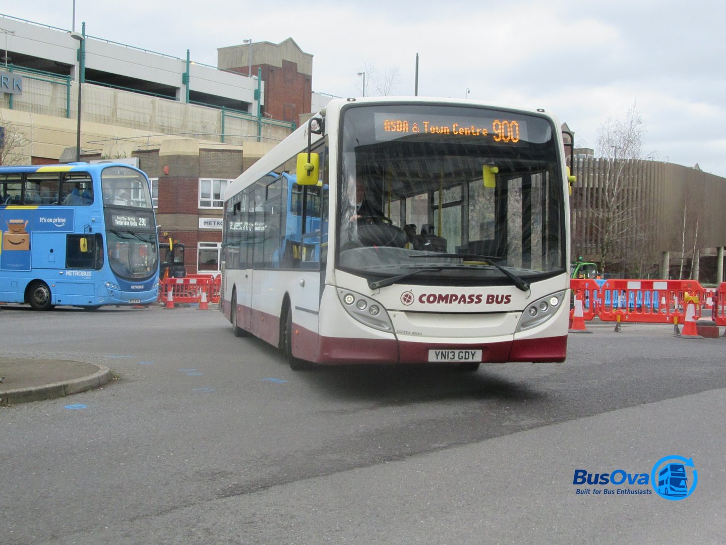 Bus photo 1