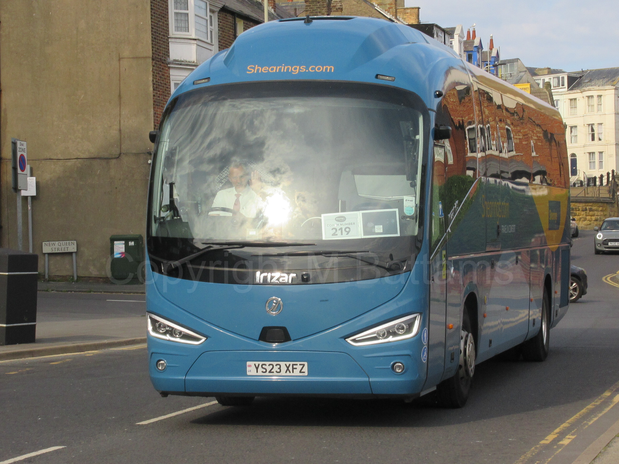 Bus photo 1