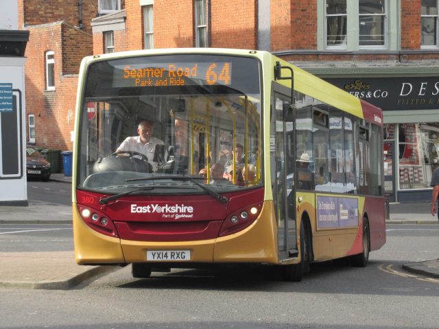 Bus photo 1