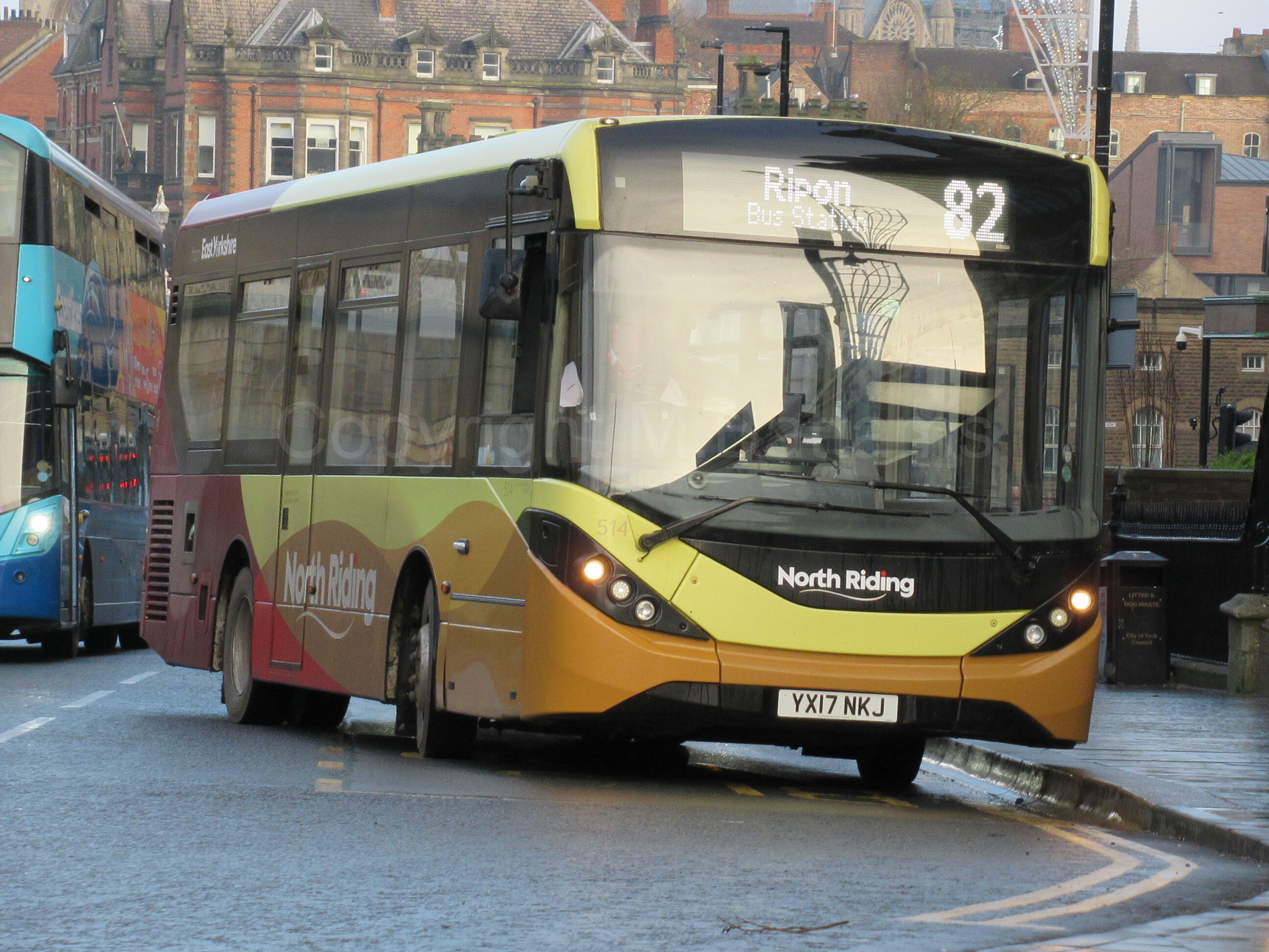 YX17 NKJ