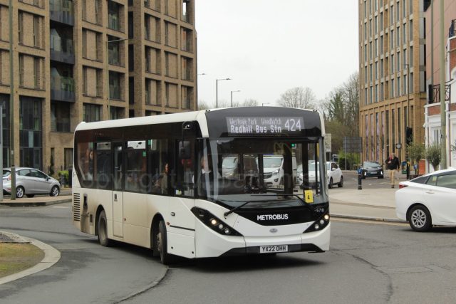 Bus photo 1