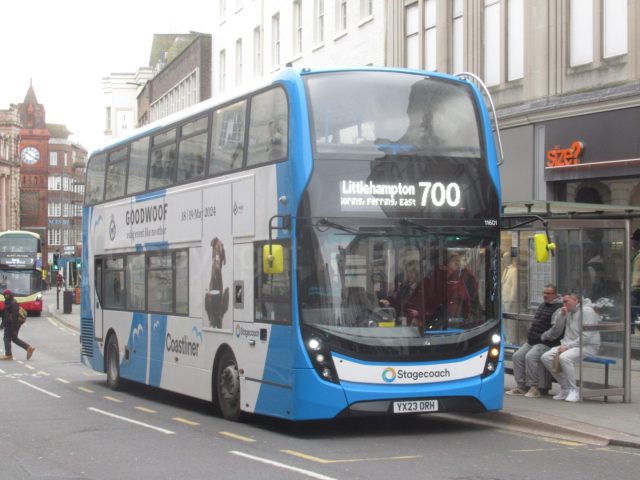Bus photo 1