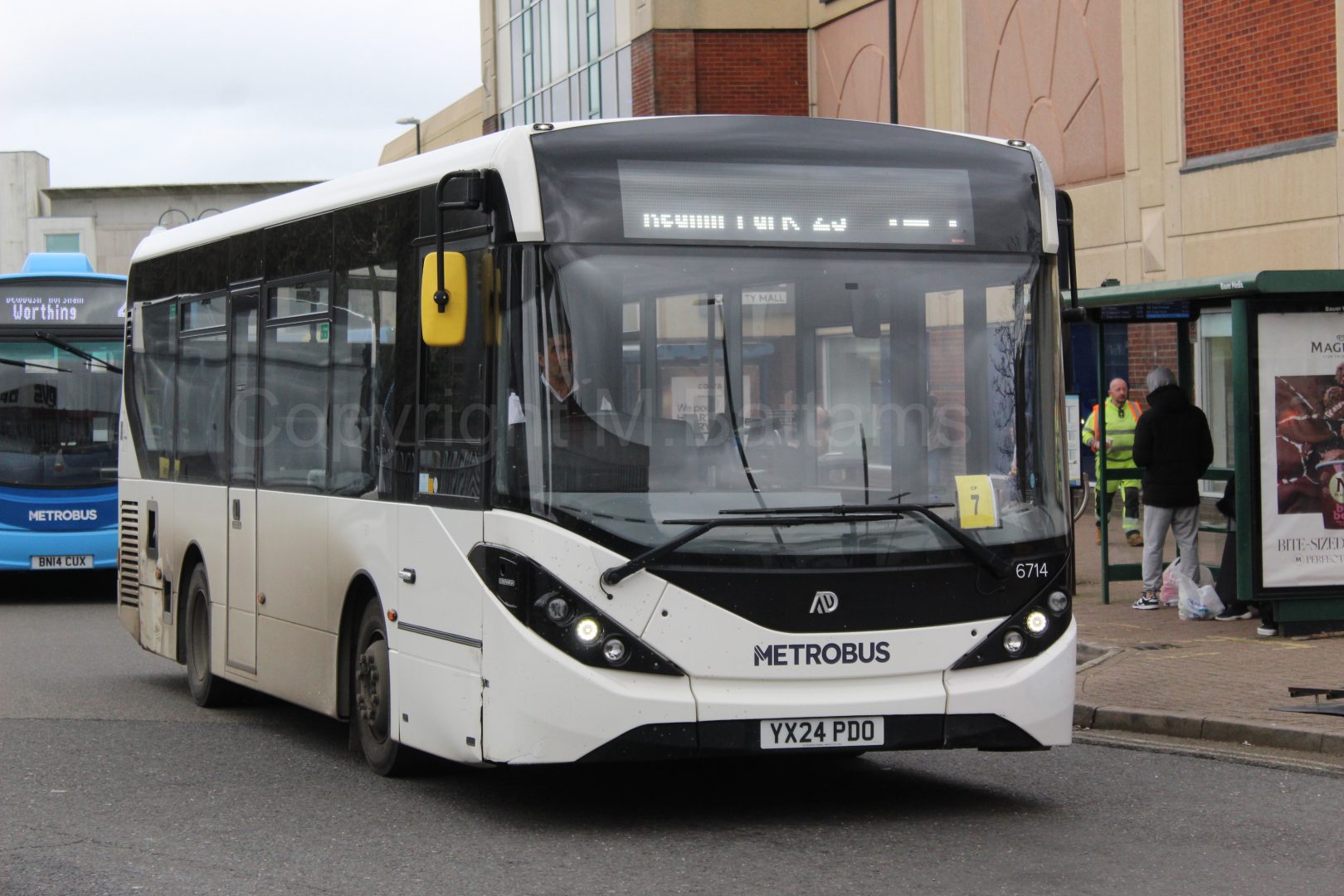 Bus photo 1