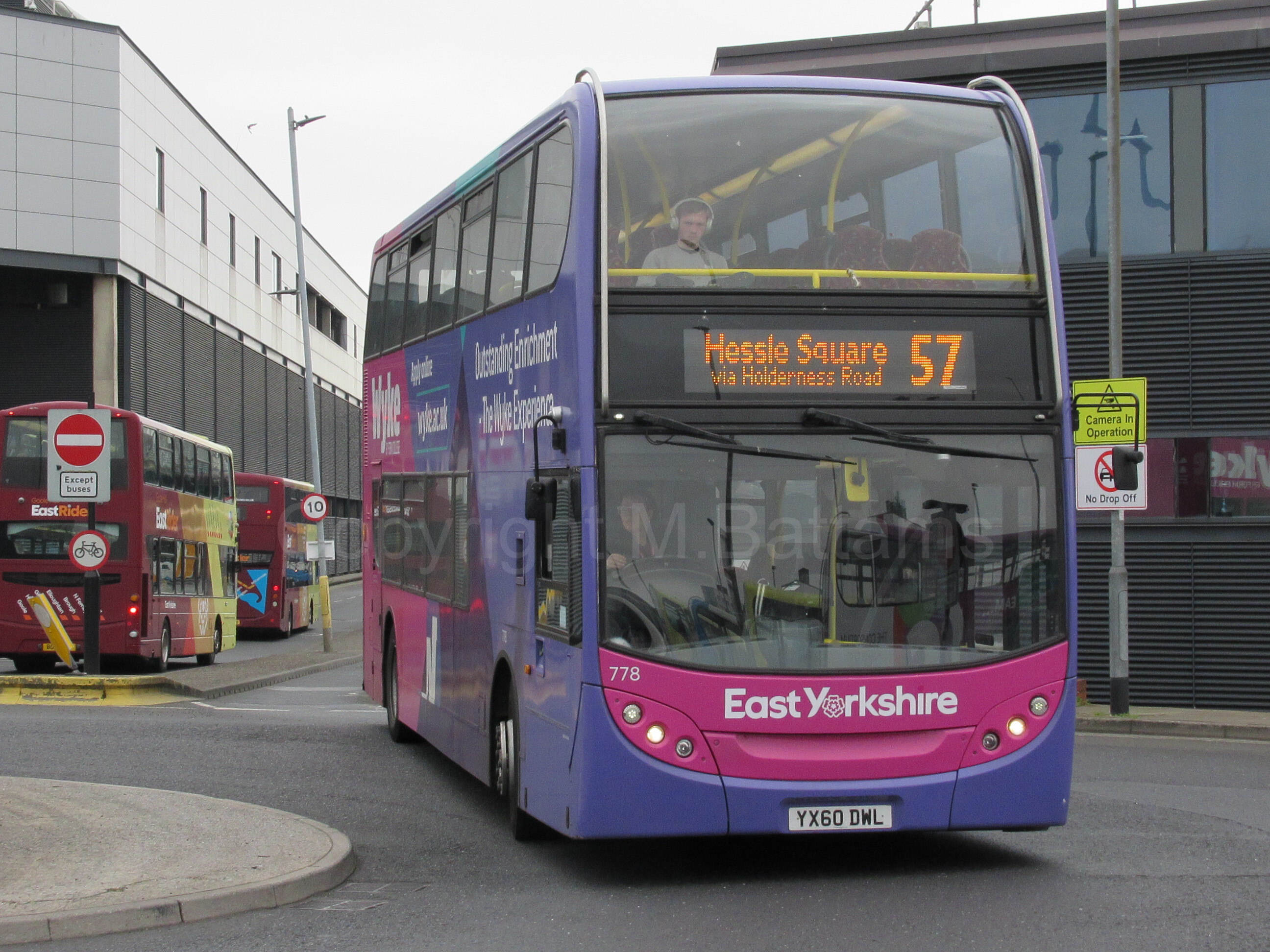 Bus photo 1