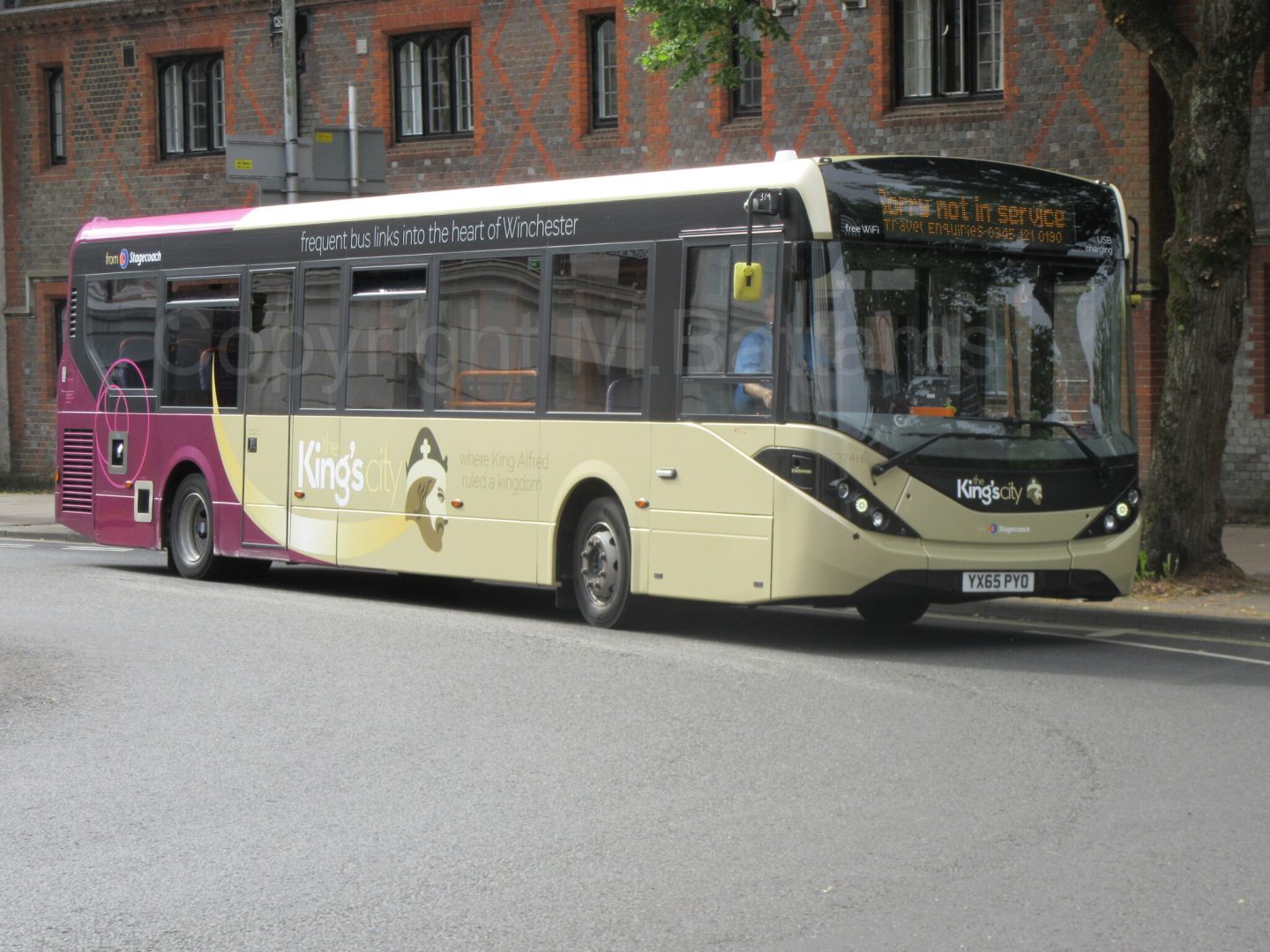 Bus photo 1