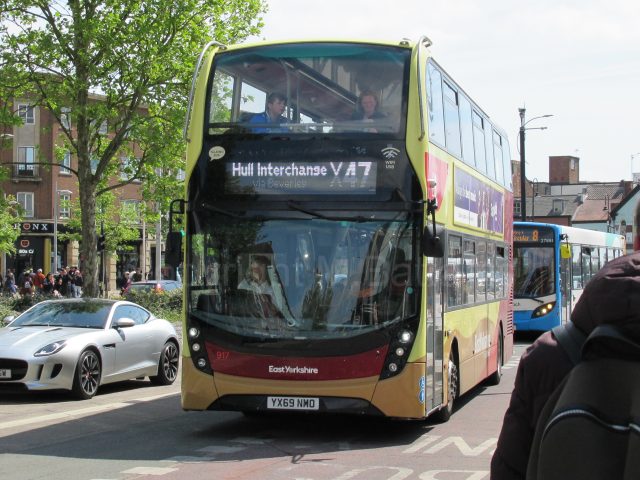 Bus photo 1