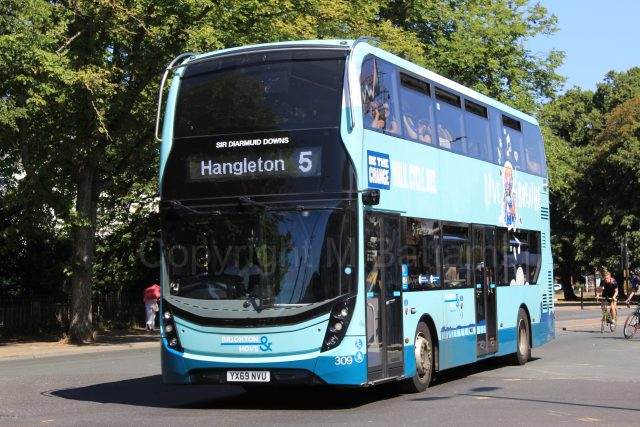 Bus photo 1