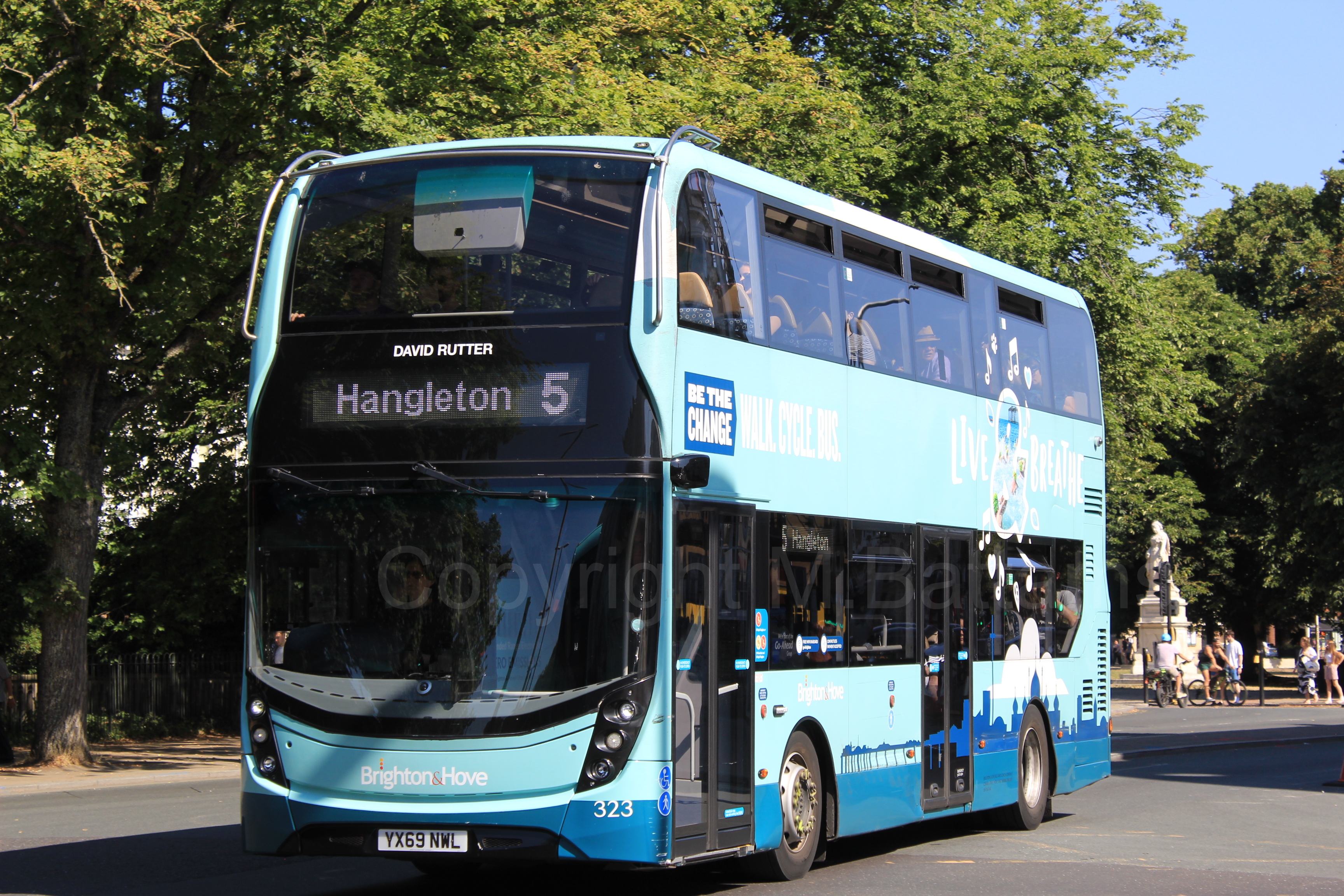 Bus photo 1
