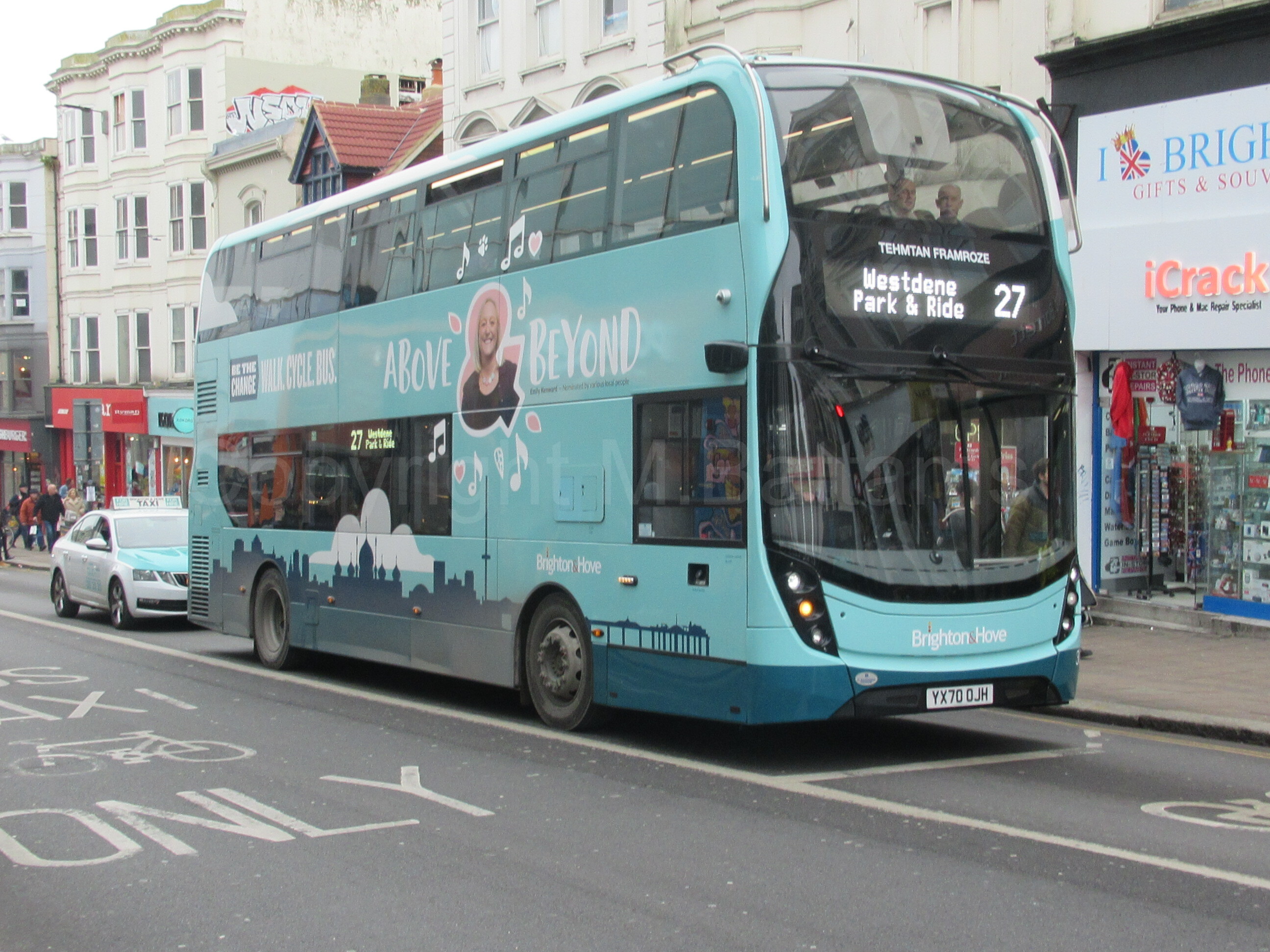 Bus photo 1