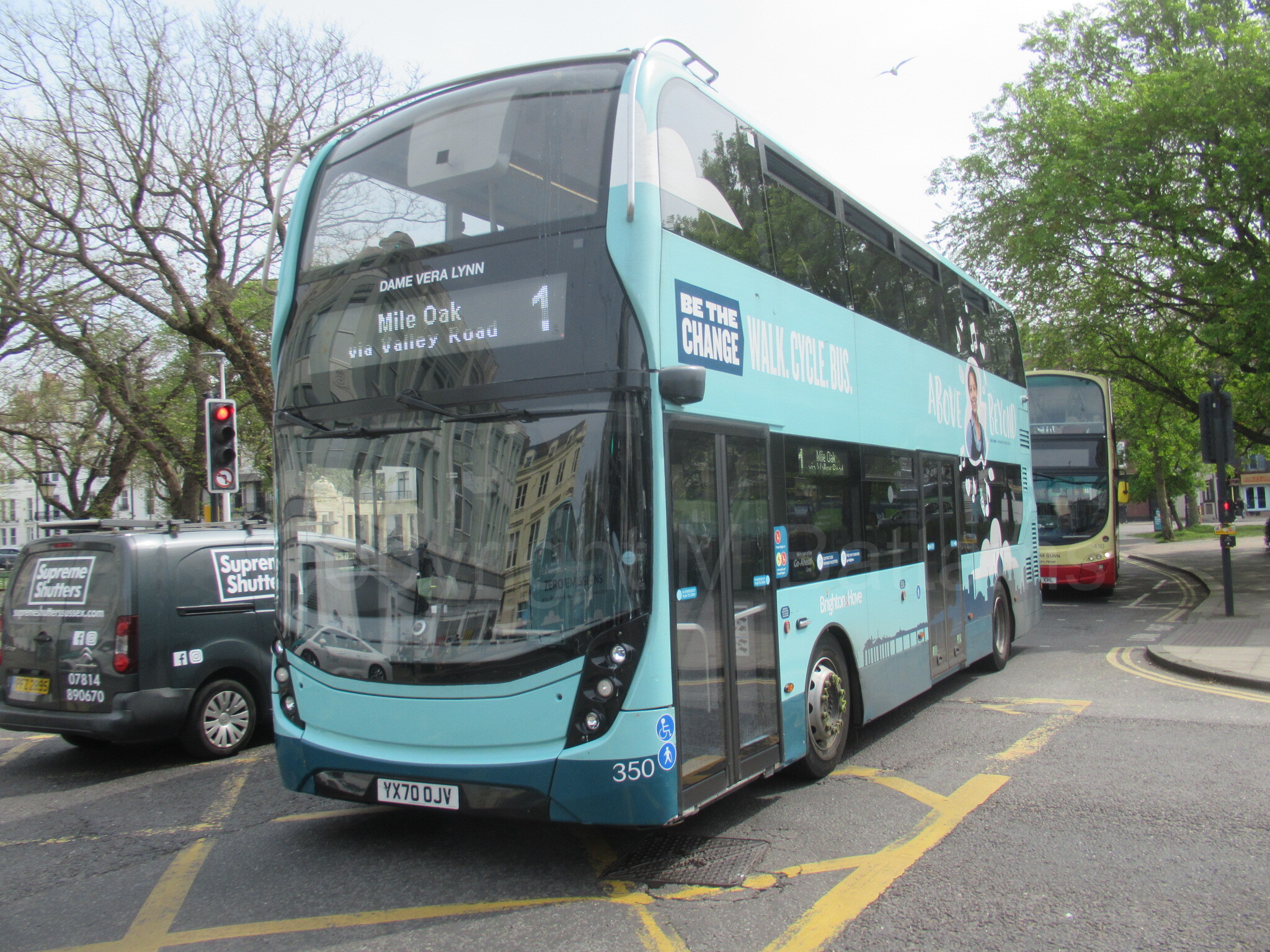 Bus photo 1