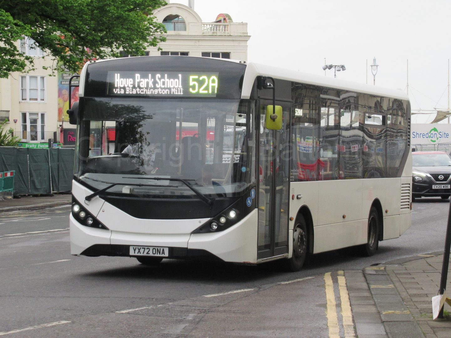 Bus photo 1