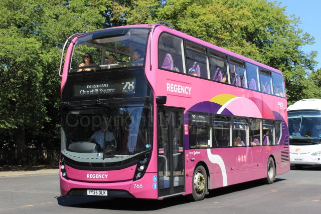 Bus photo 1