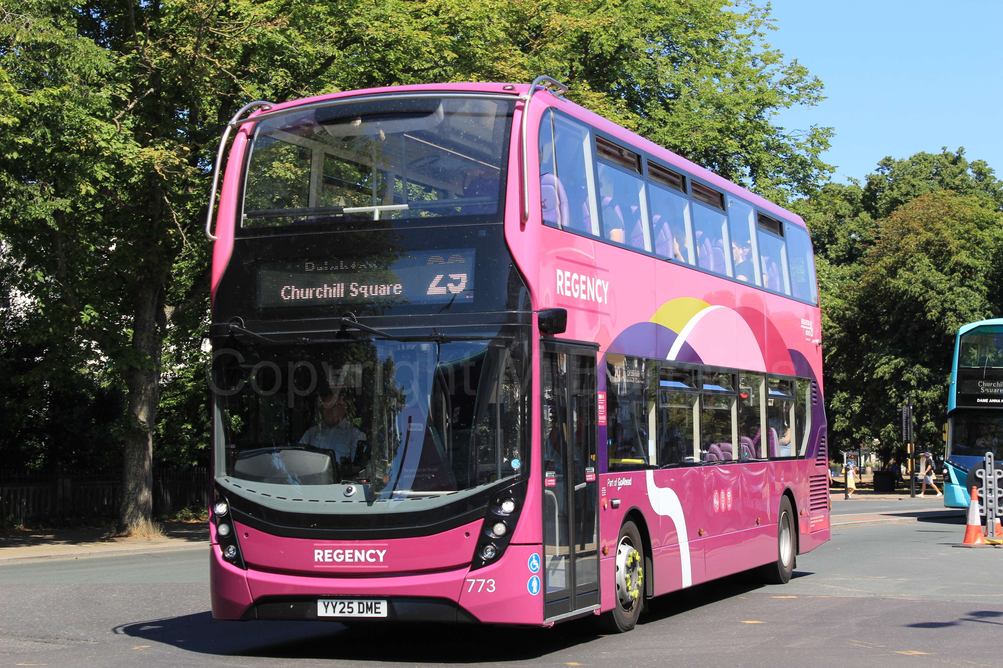 Bus photo 1