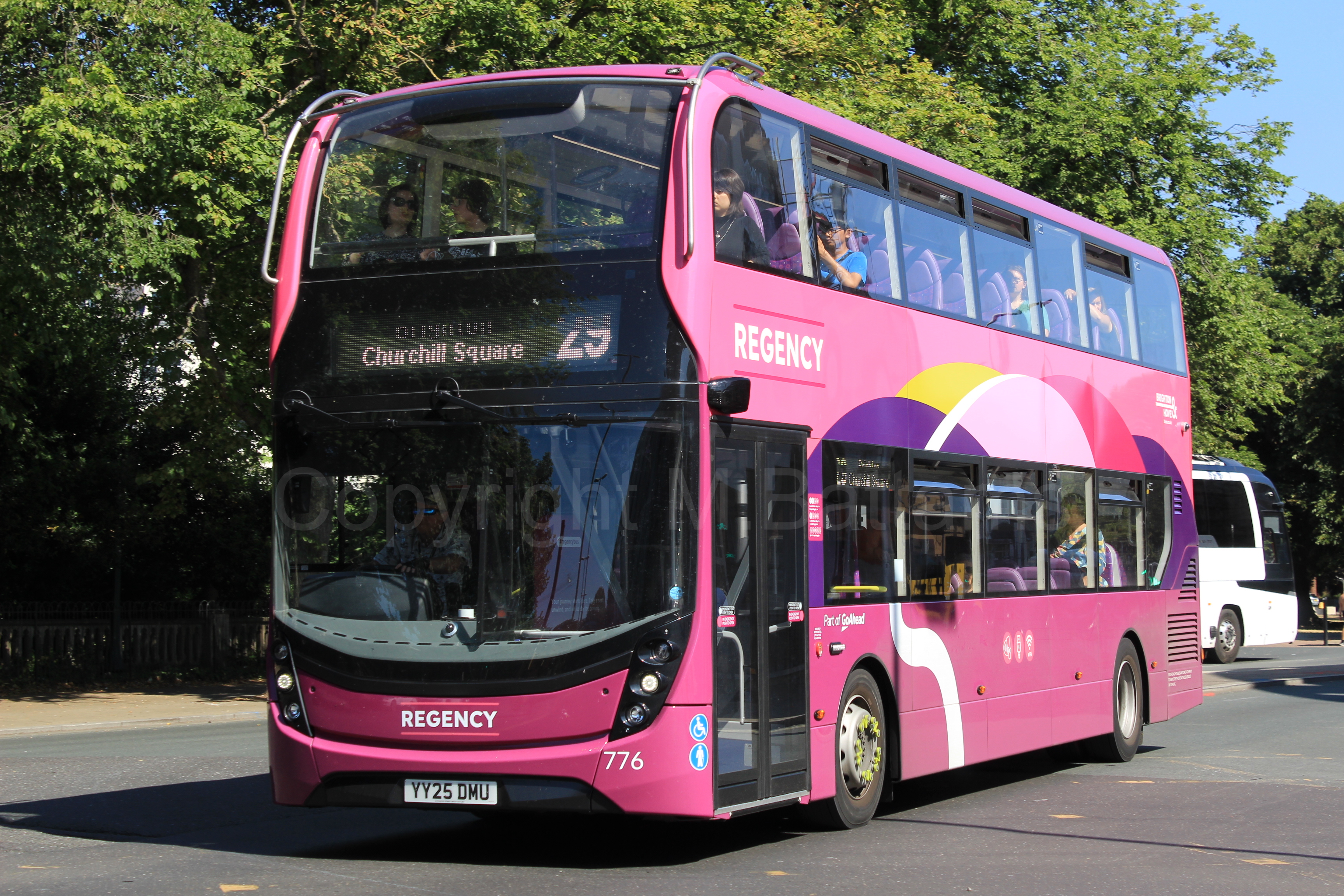 Bus photo 1