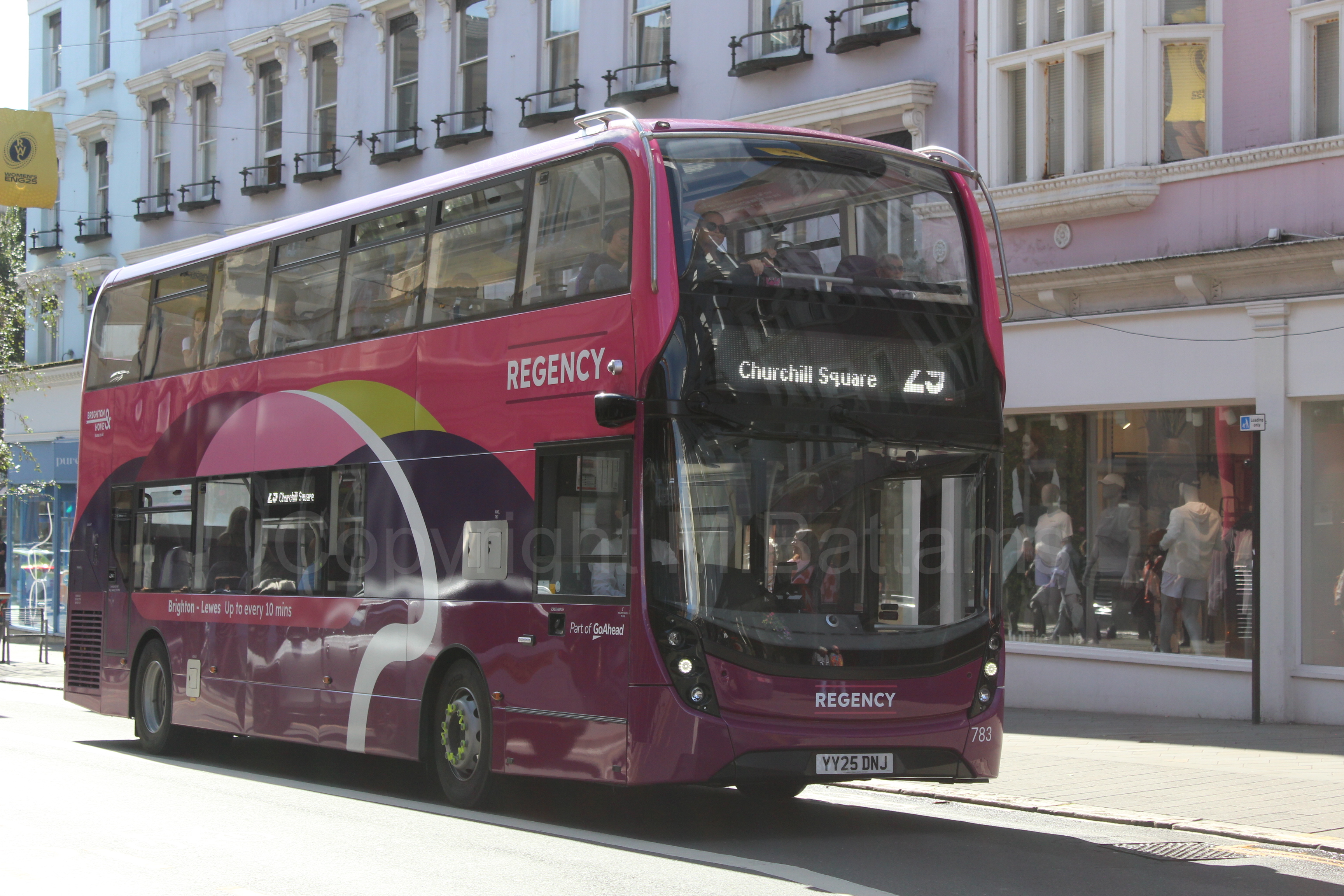 Bus photo 1