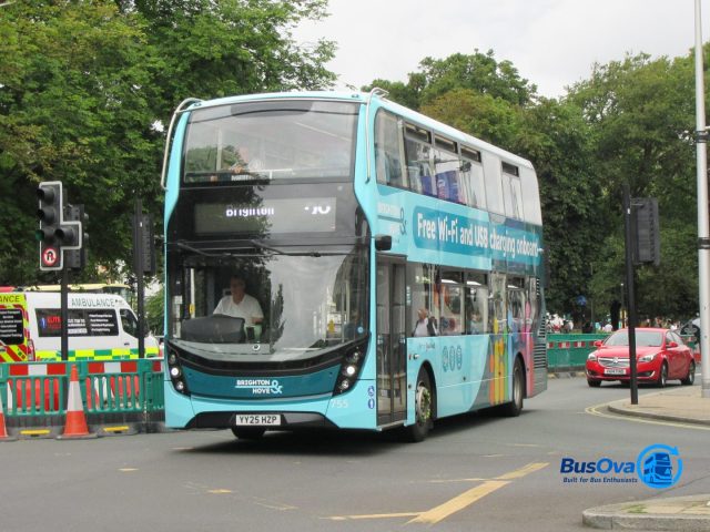 Bus photo 1