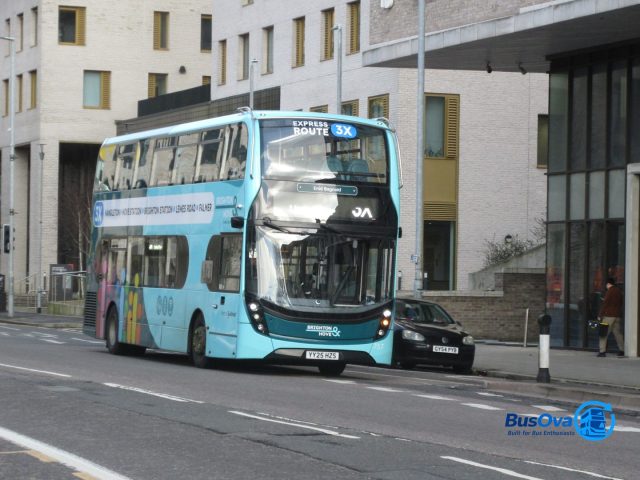 Bus photo 1