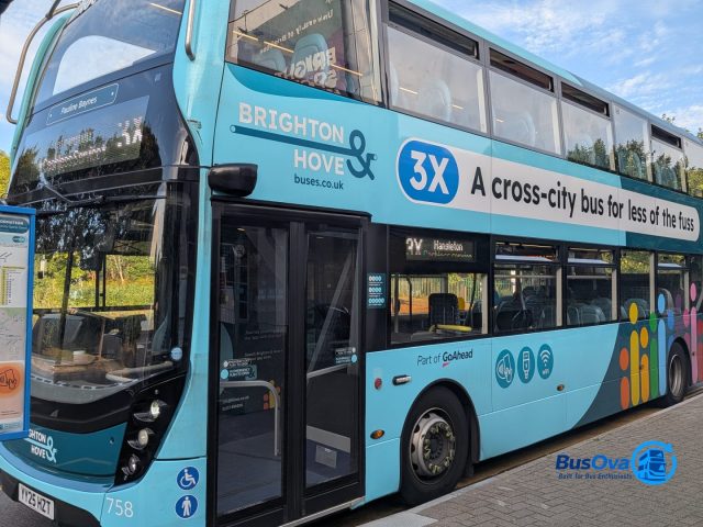 Bus photo 3