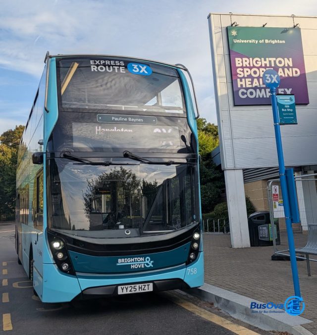 Bus photo 4