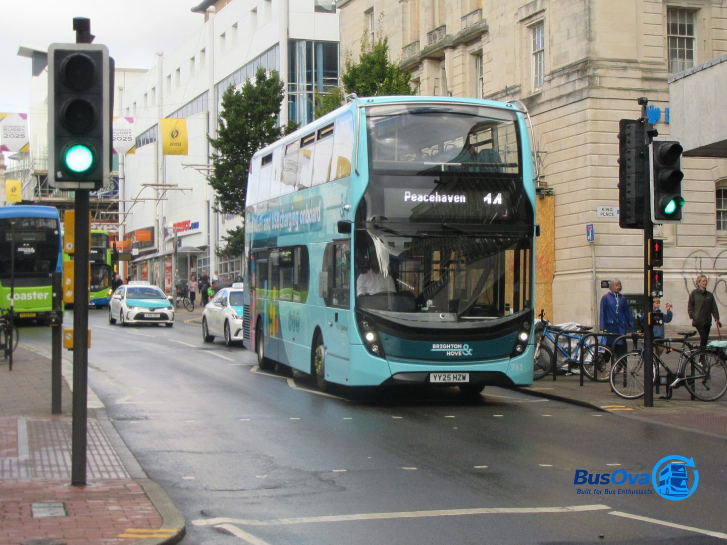 Bus photo 1