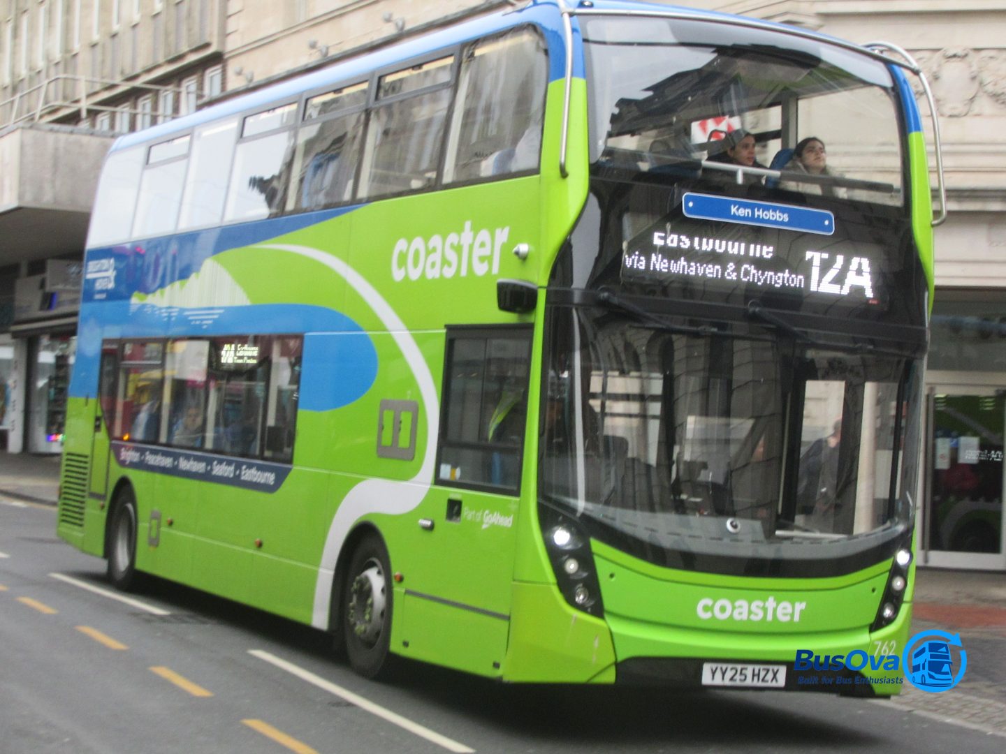 Bus photo 1
