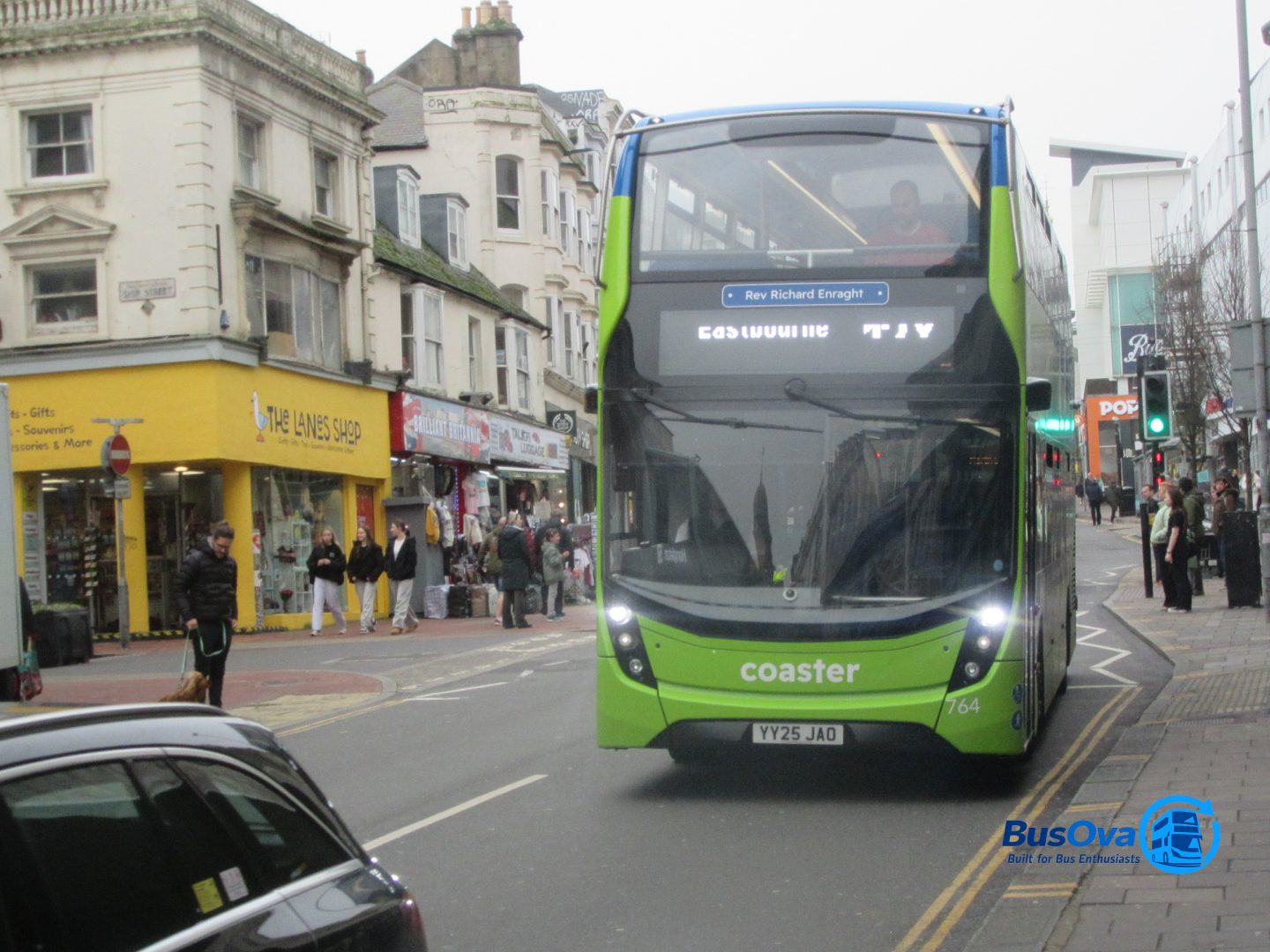 Bus photo 1
