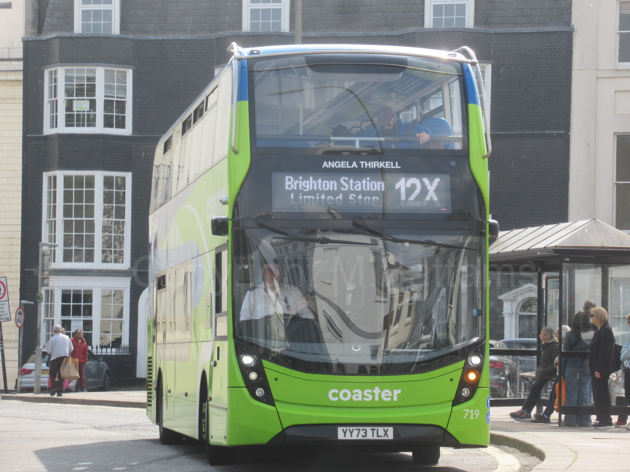 Bus photo 1